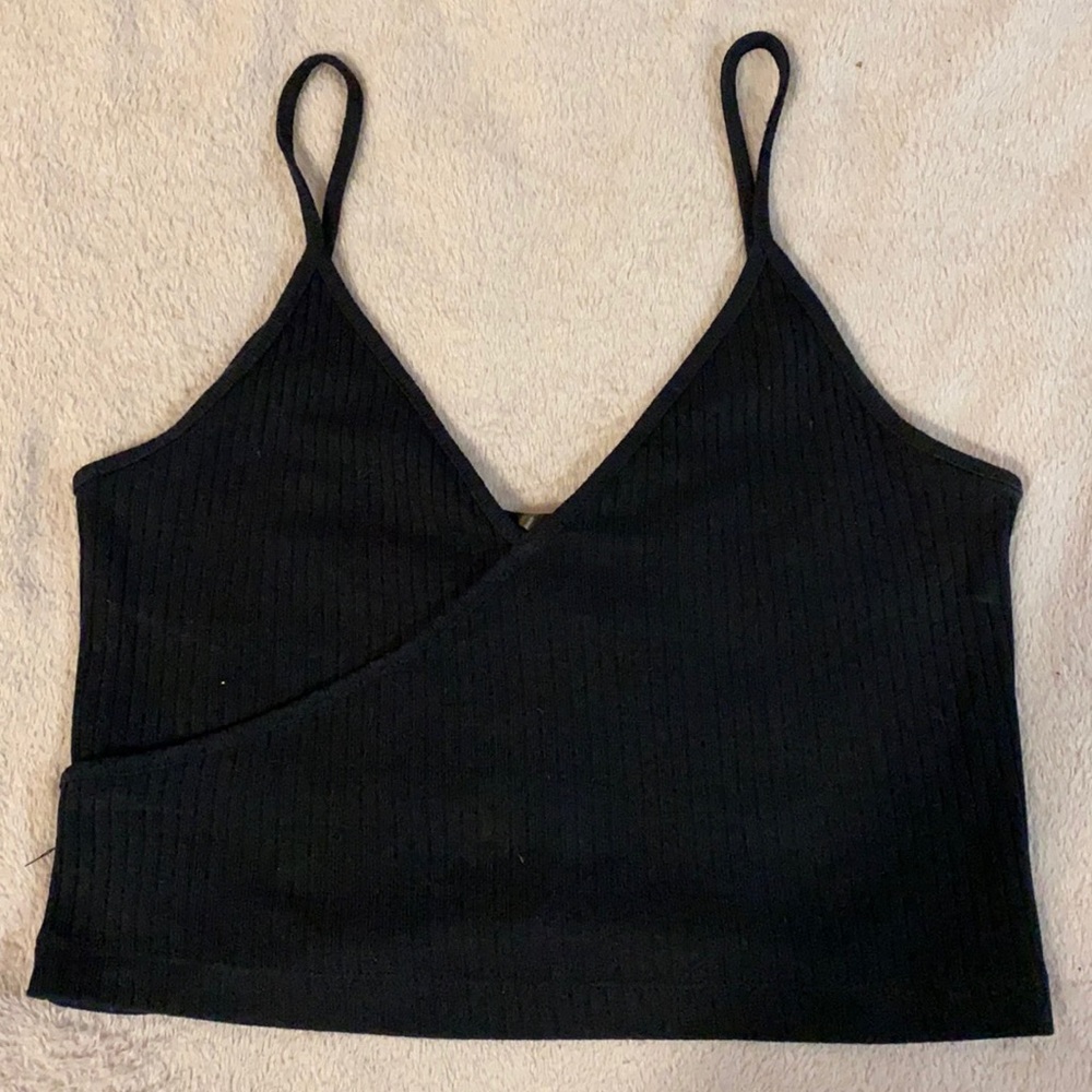 Black crop top